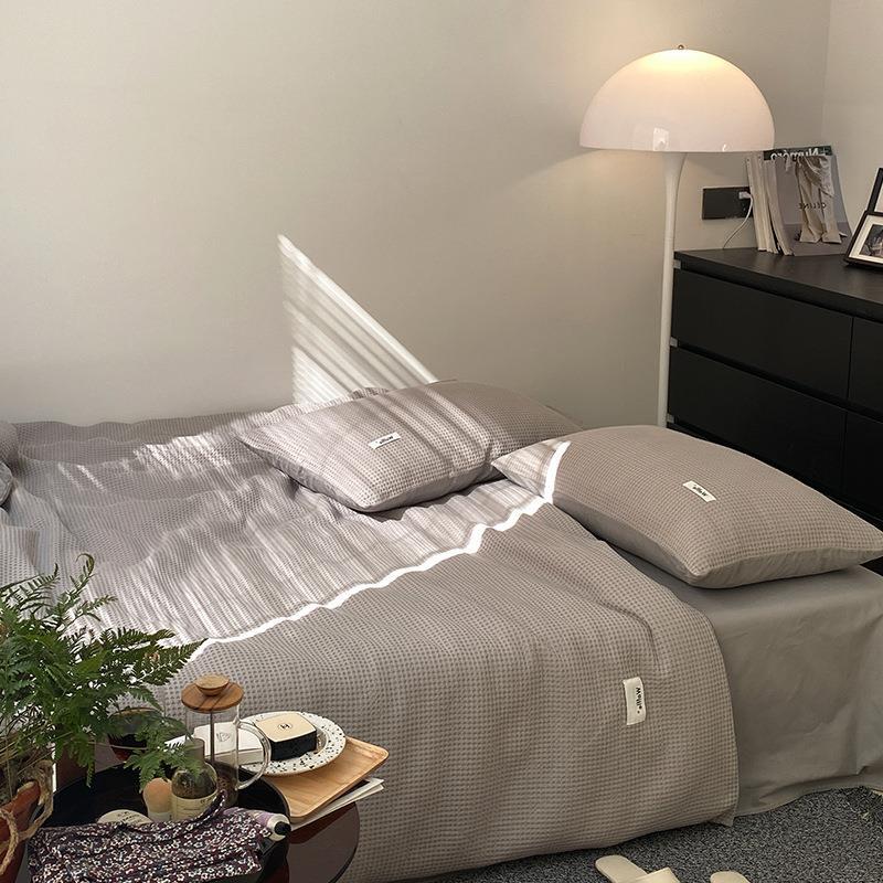 Classic Waffle Bedding