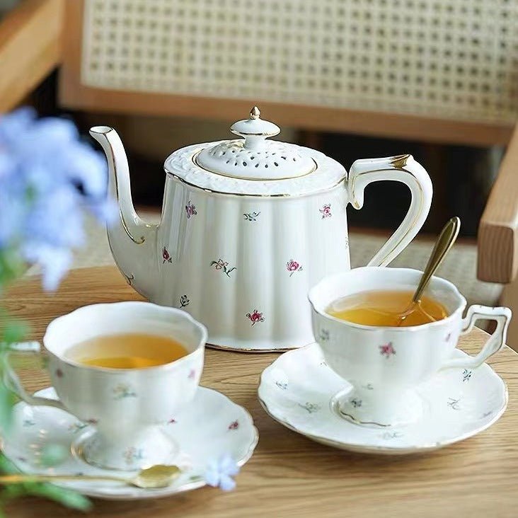 Countryside Tea Cup & Pot