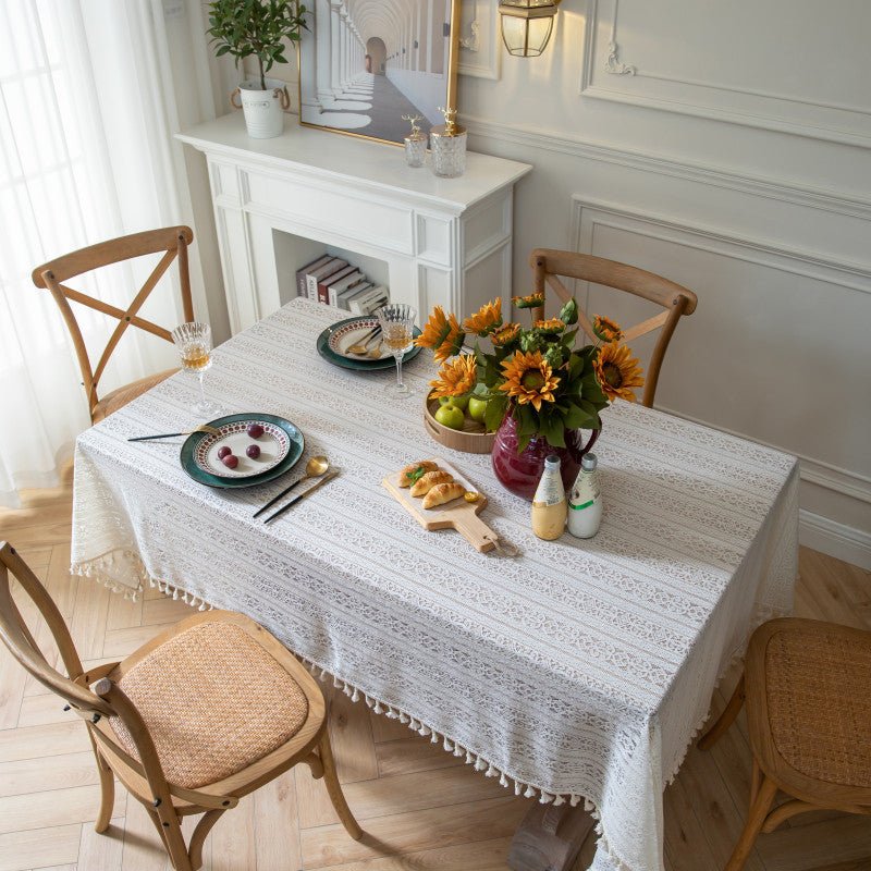 Dahlia Doily Floral Lace Table Cloth