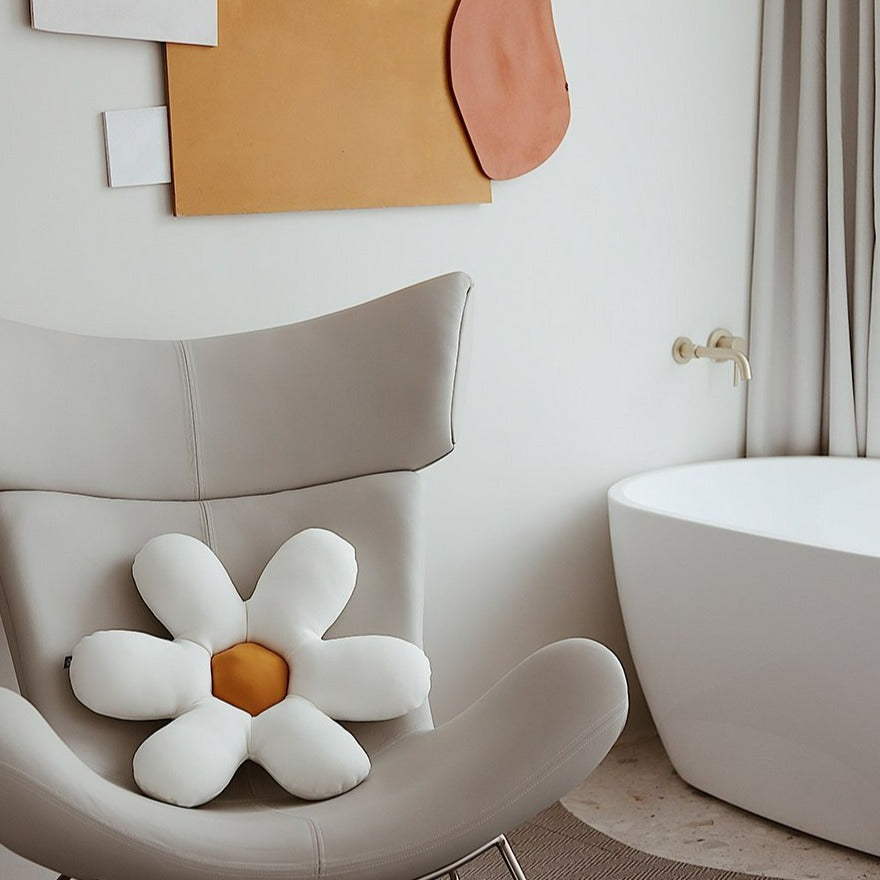 Daisy Flower Whopee Cushion