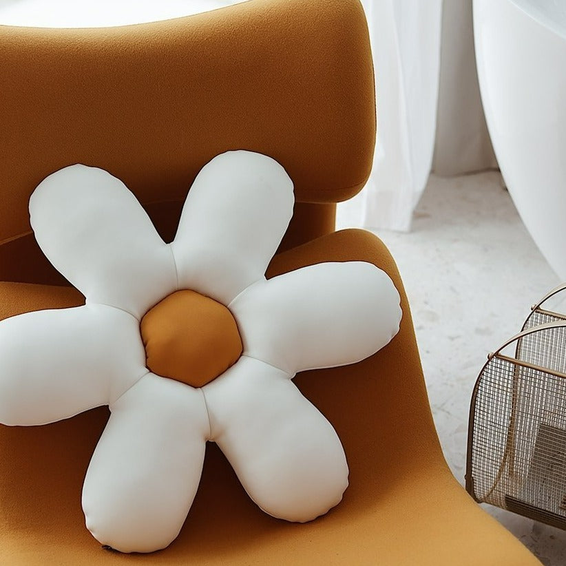 Daisy Flower Whopee Cushion
