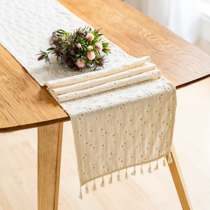 Daisy Table Runner