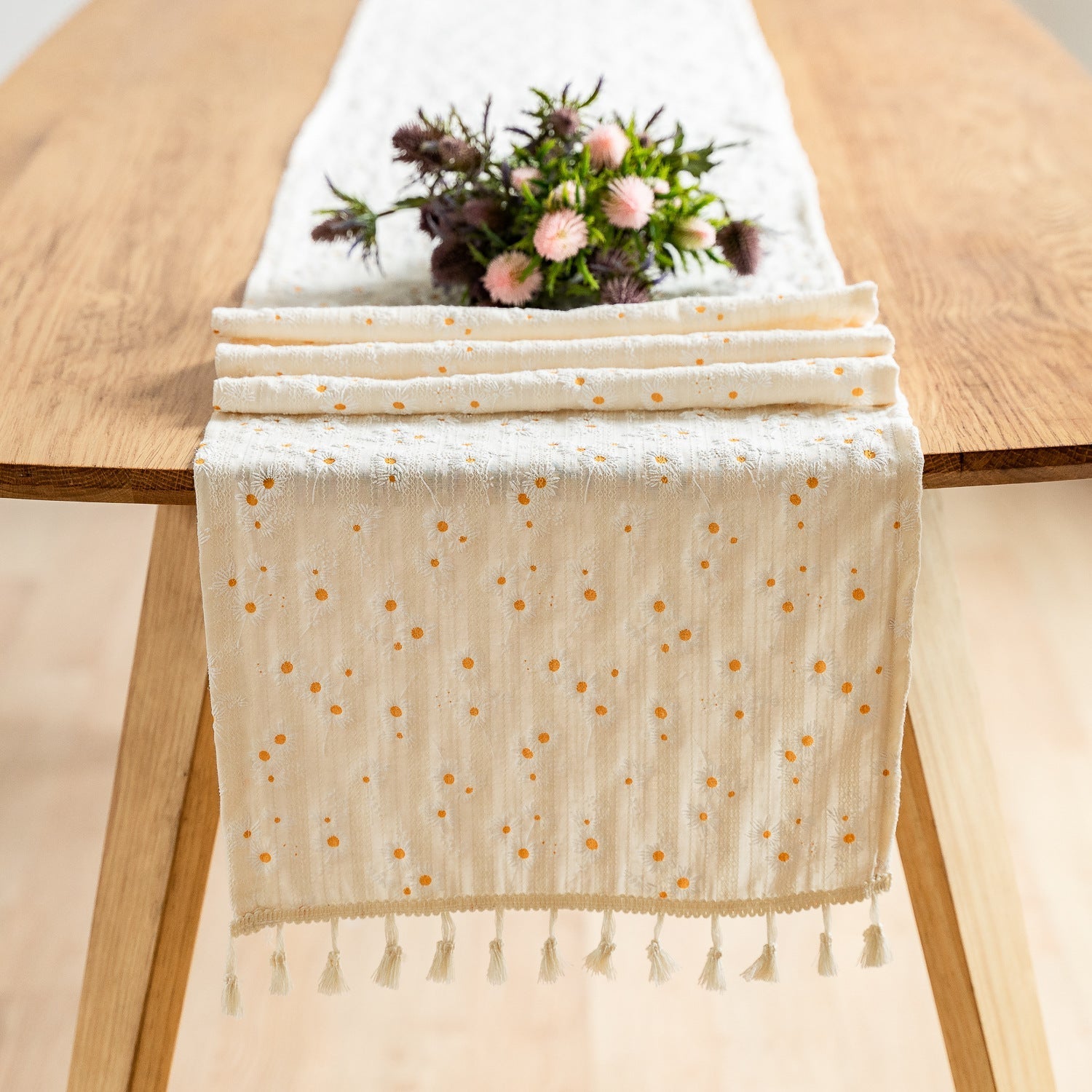 Daisy Table Runner