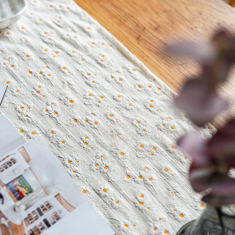 Daisy Table Runner