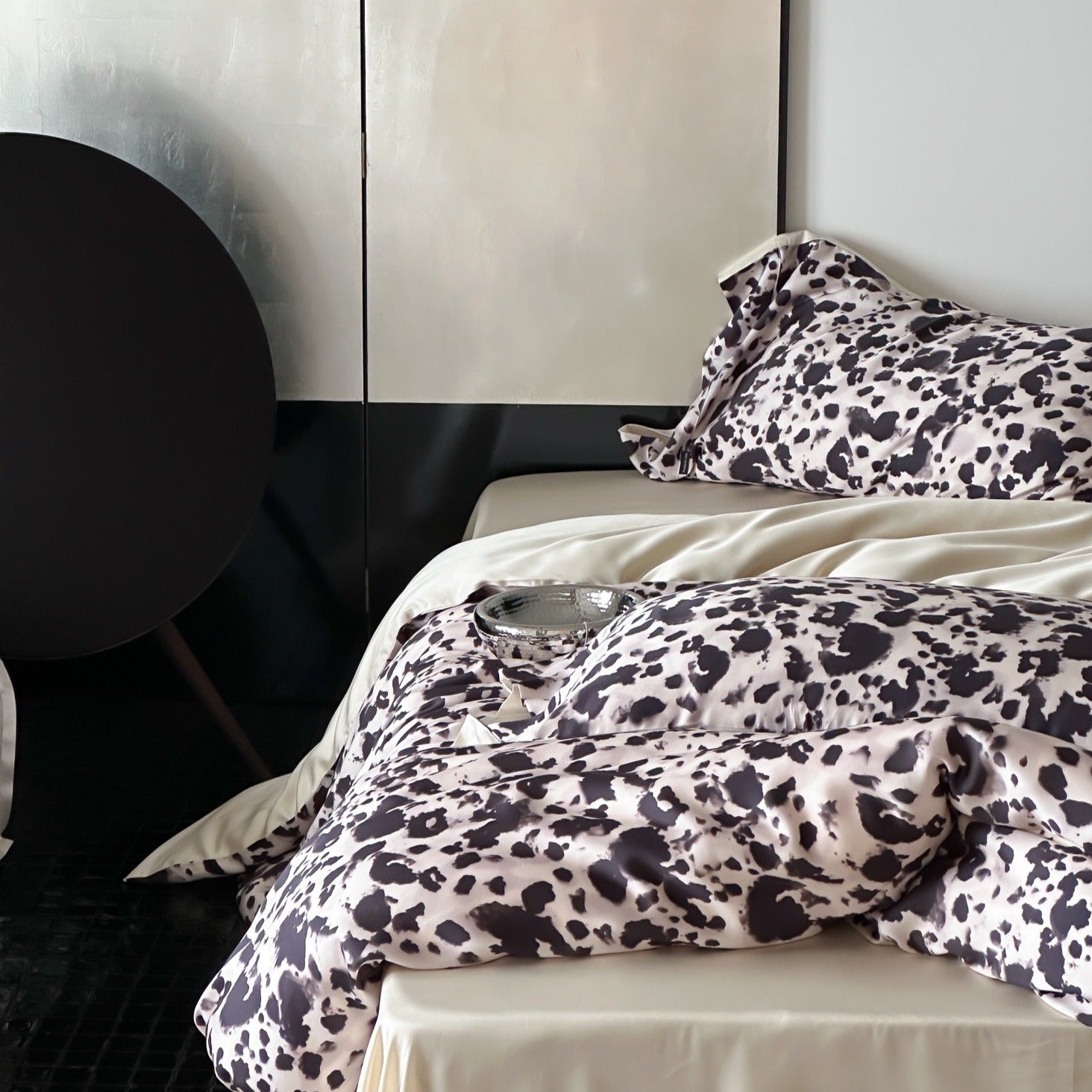 Dalmatian Bedding
