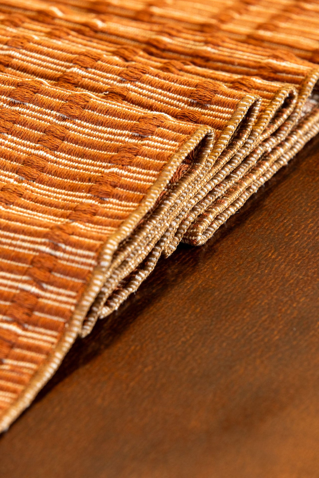 Classic Tassel Table Runner