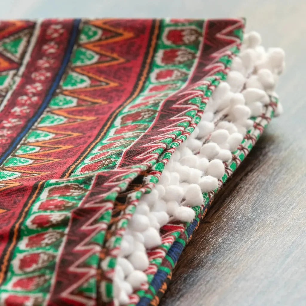 Bohemian Days Diamond Tassel Table Cloth