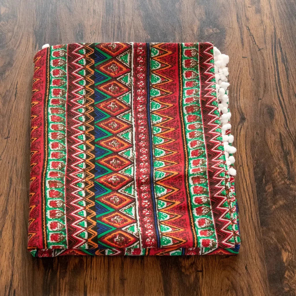 Bohemian Days Diamond Tassel Table Cloth