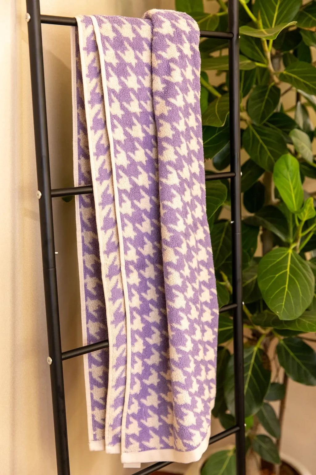 Classic Houndstooth Towel - FINAL SALE