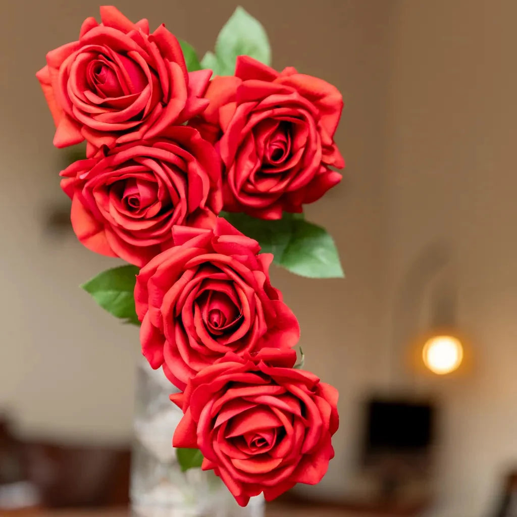 Elegant Rose Flower Decor