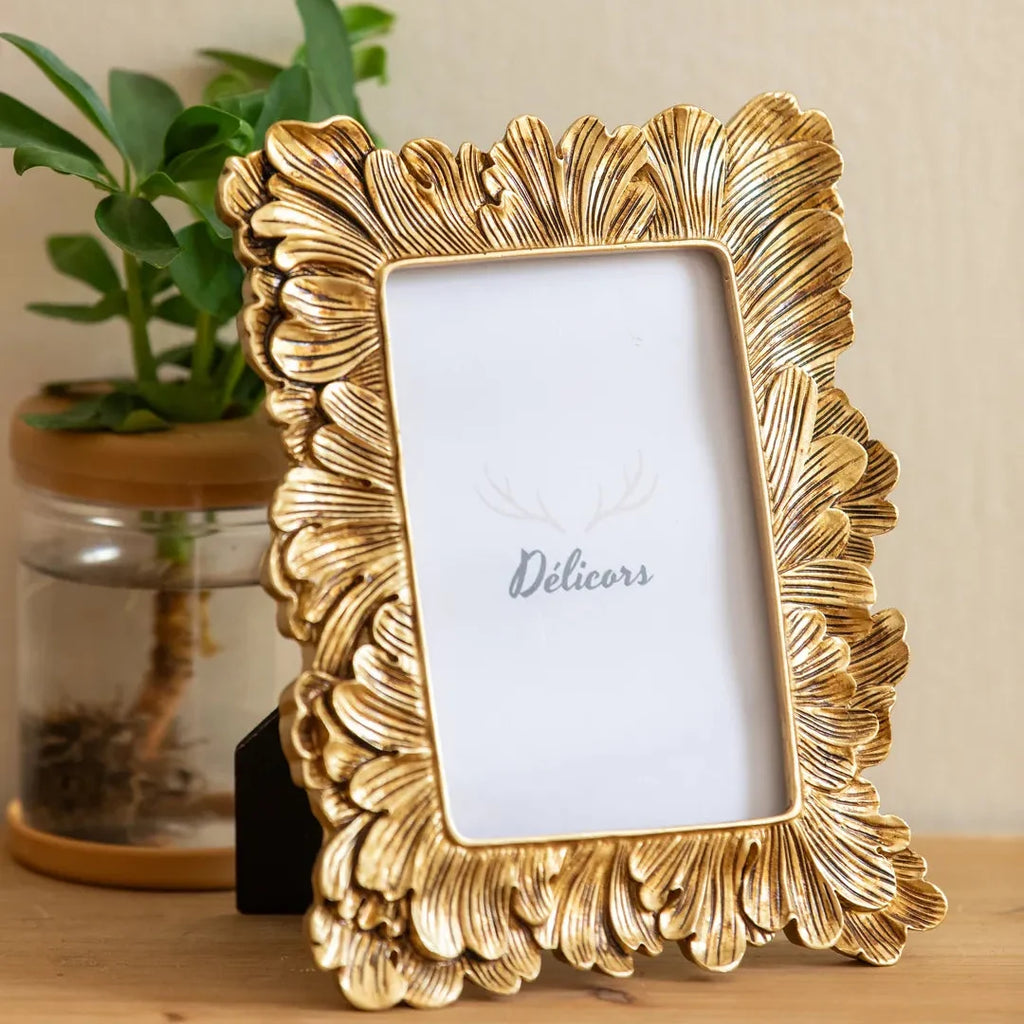 Gold Scroll Photo Frame Set