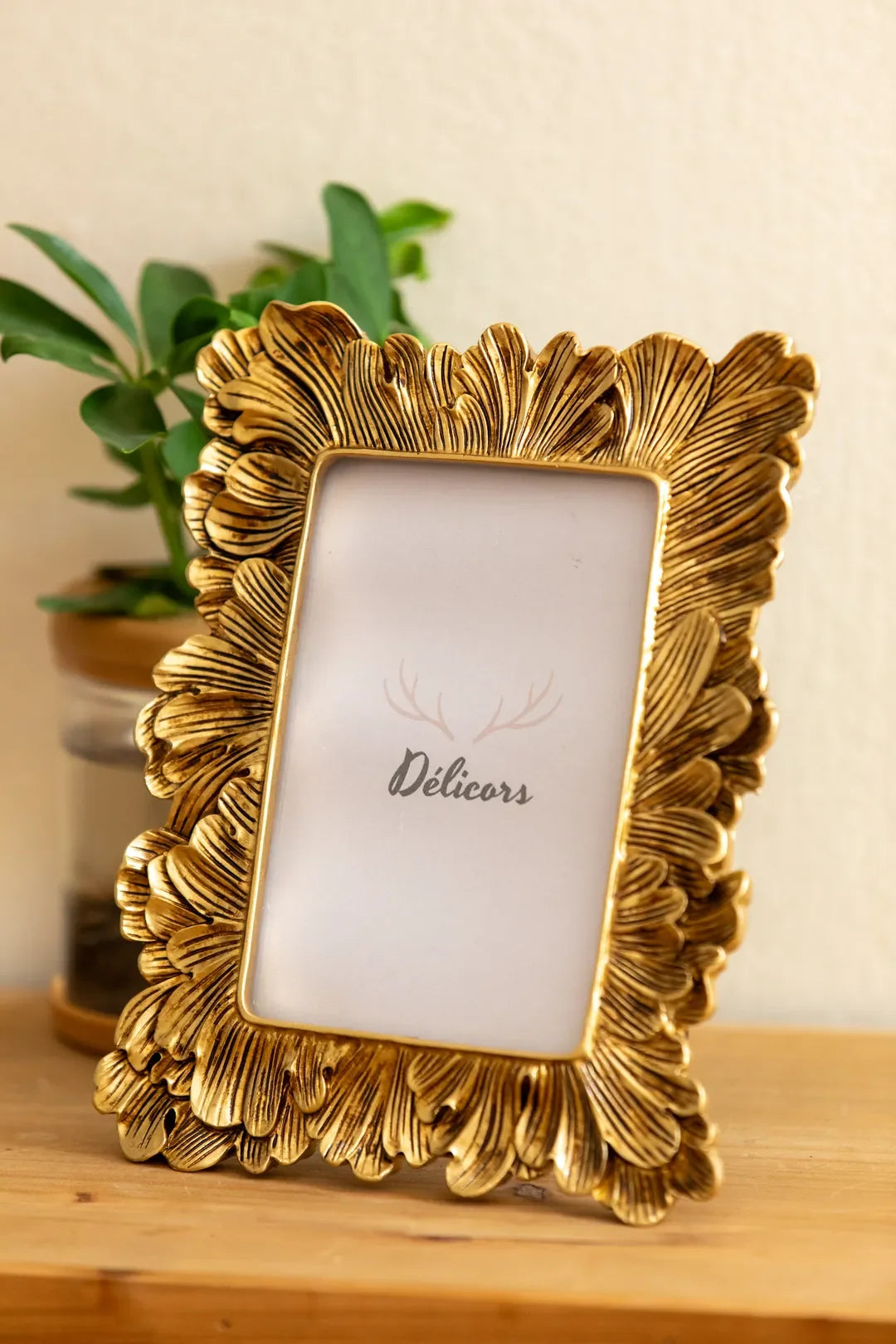 Gold Scroll Photo Frame Set