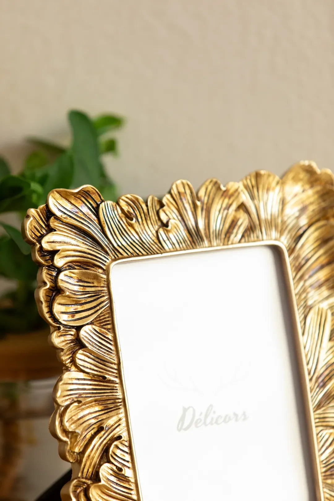 Gold Scroll Photo Frame Set