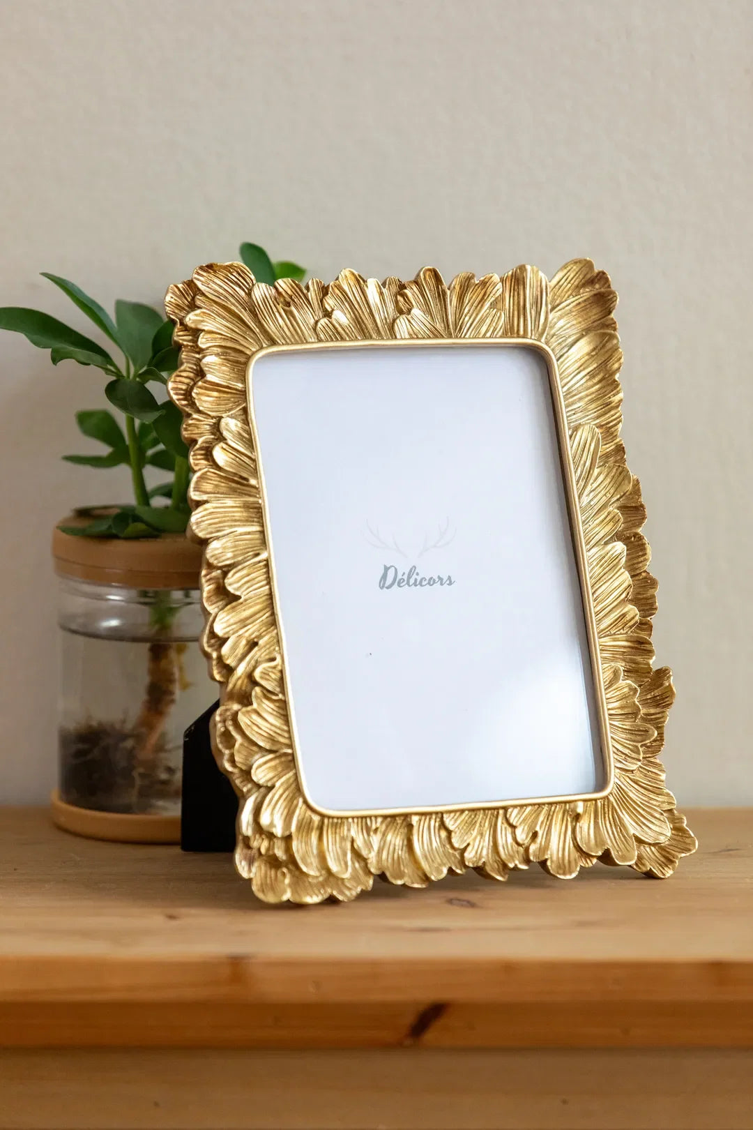 Gold Scroll Photo Frame Set