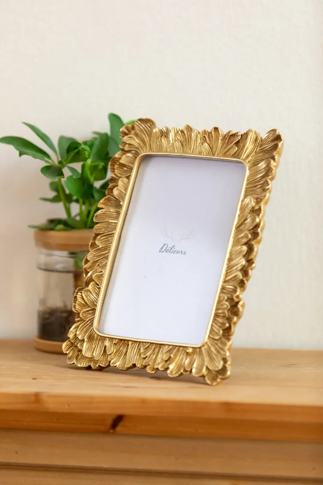 Gold Scroll Photo Frame Set