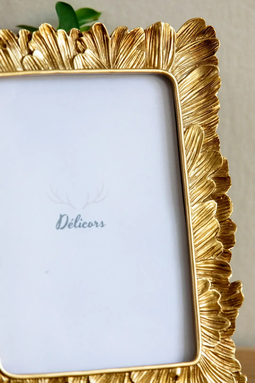 Gold Scroll Photo Frame Set