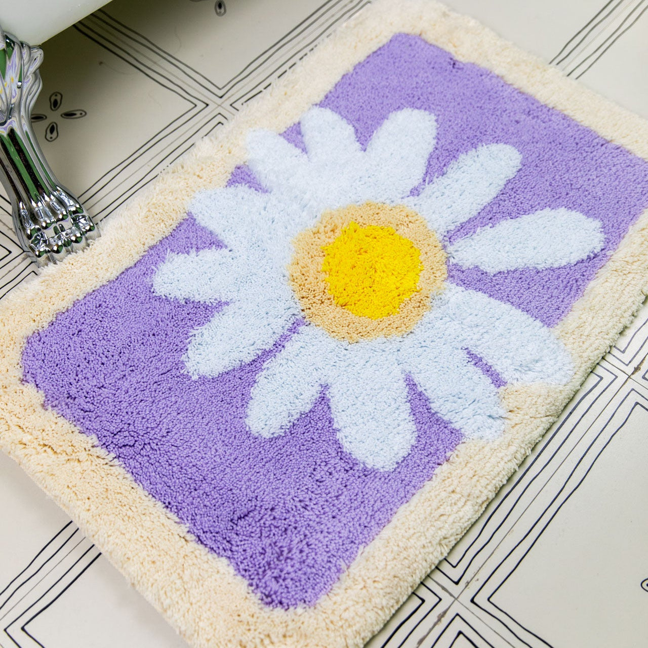 Daisy Petal Bath Mat