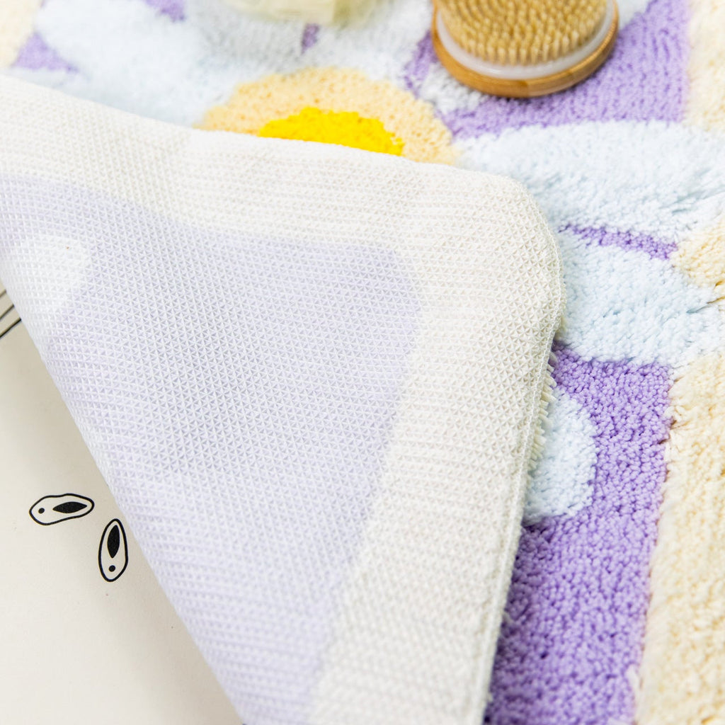 Daisy Petal Bath Mat