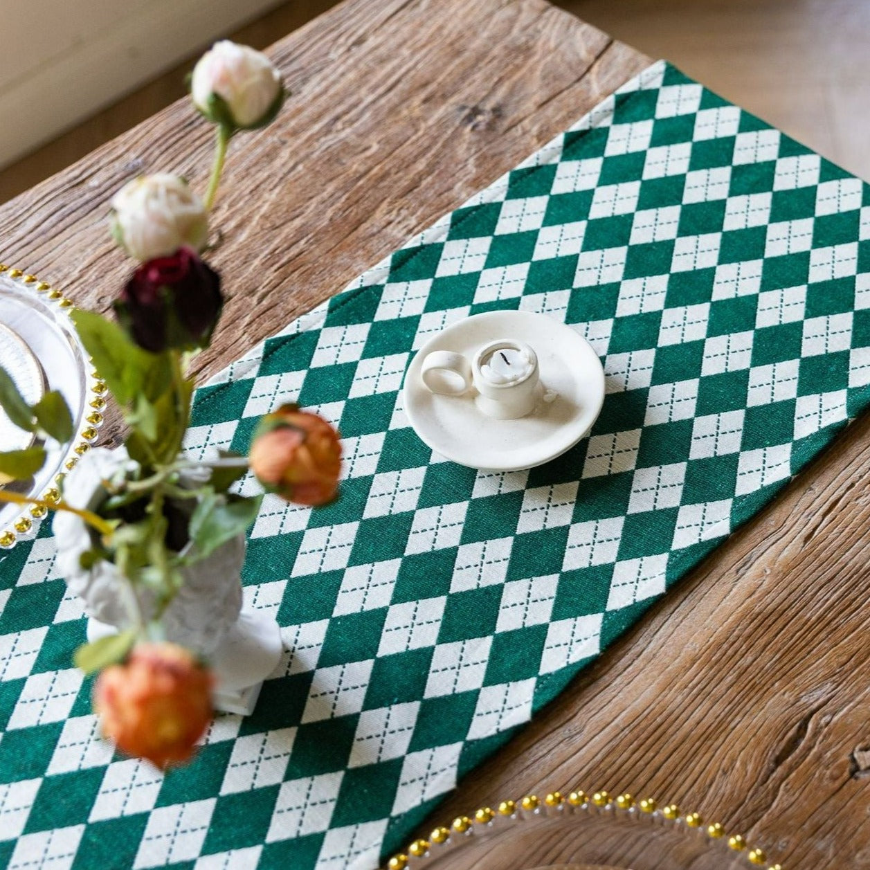 Argyle Diamond Table Runner