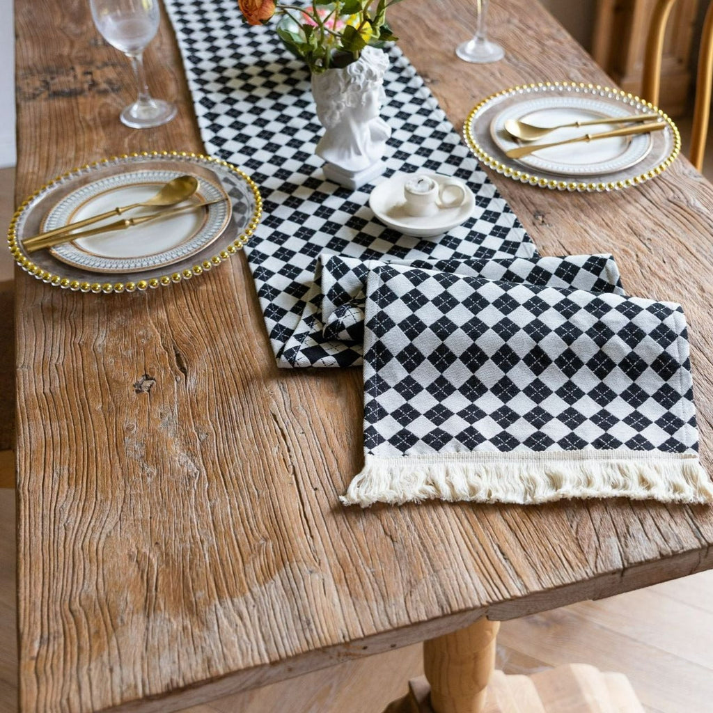 Argyle Diamond Table Runner