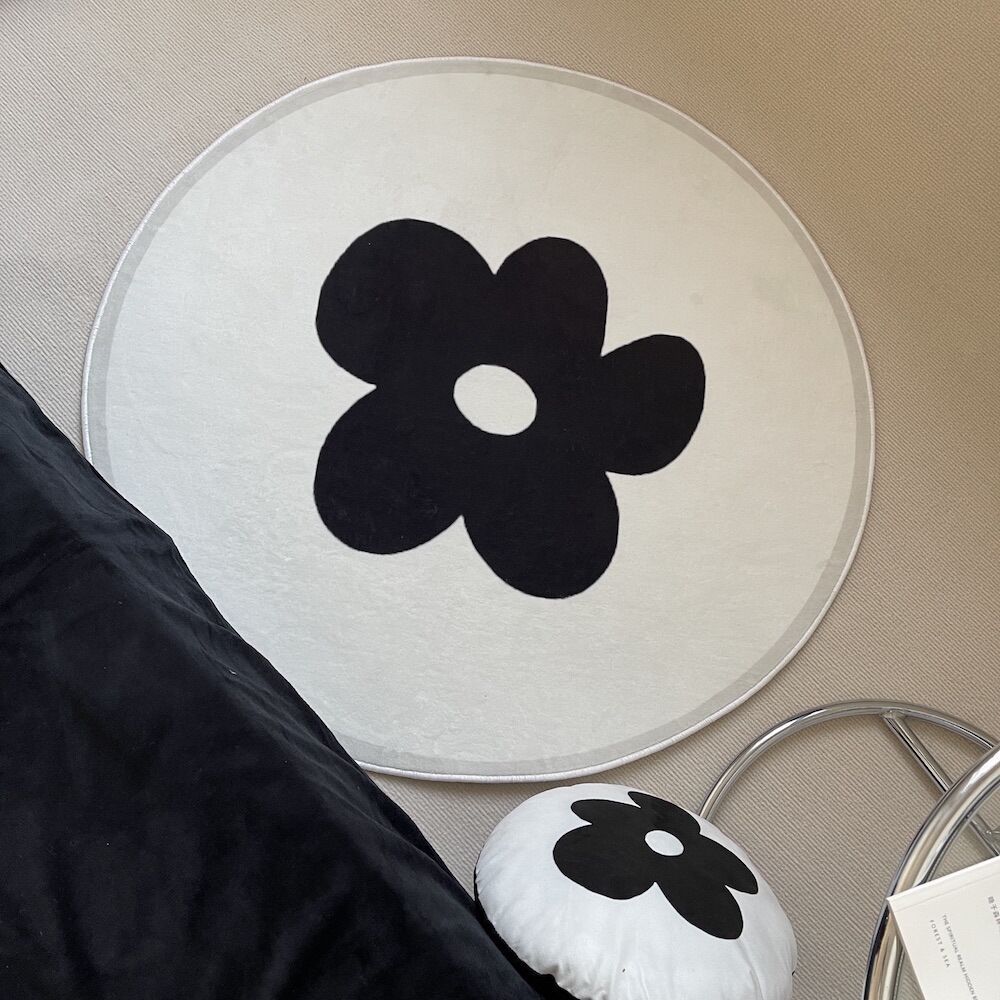 Ebony Flower Rug