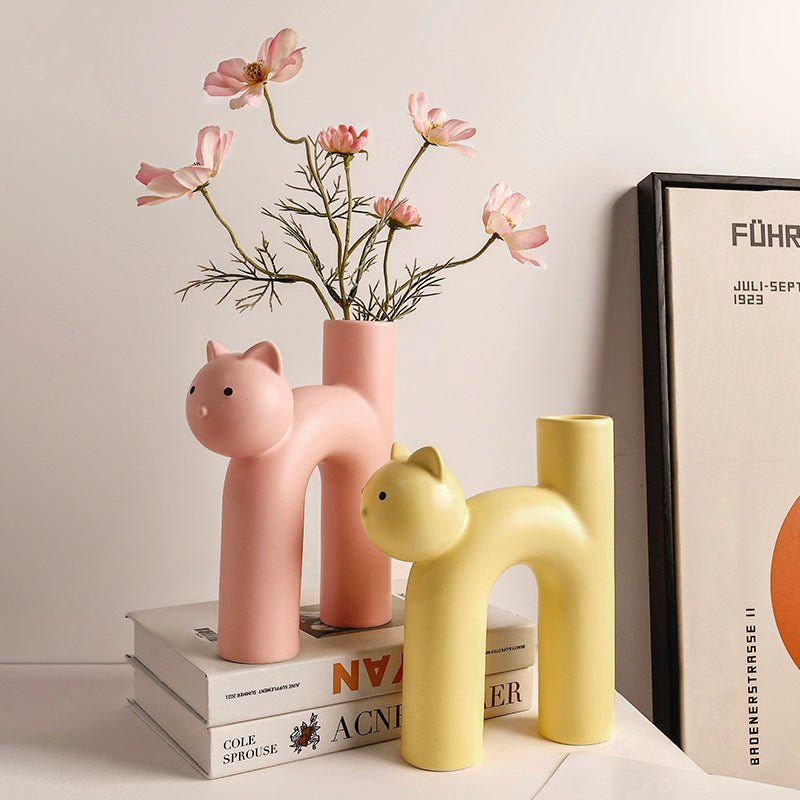 Elegant Cat Sculpture Vase
