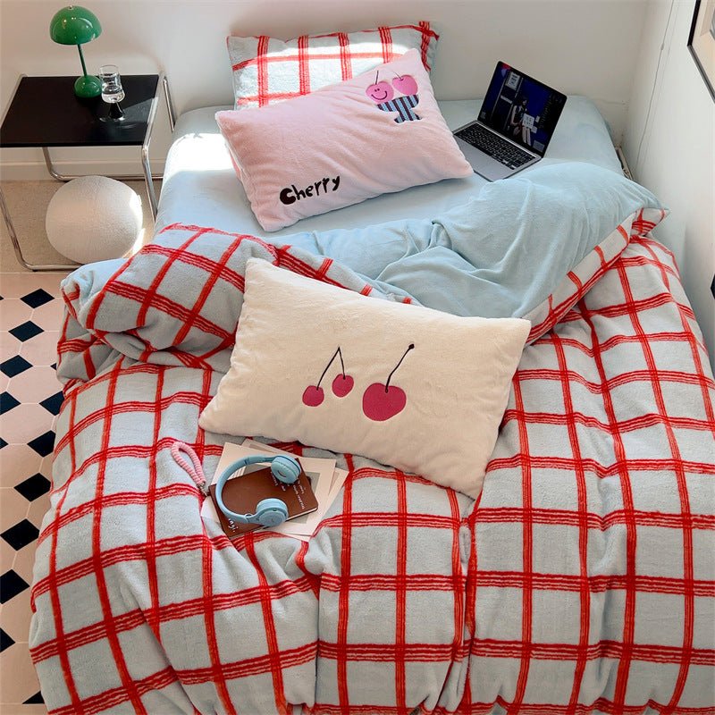 Mint & Cherry Bedding Set