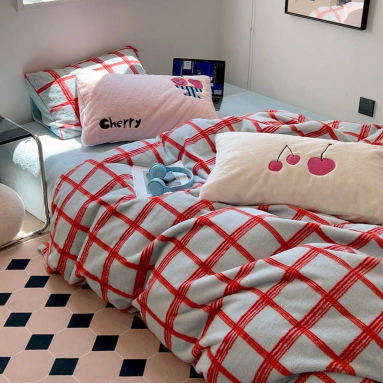 Mint & Cherry Bedding Set