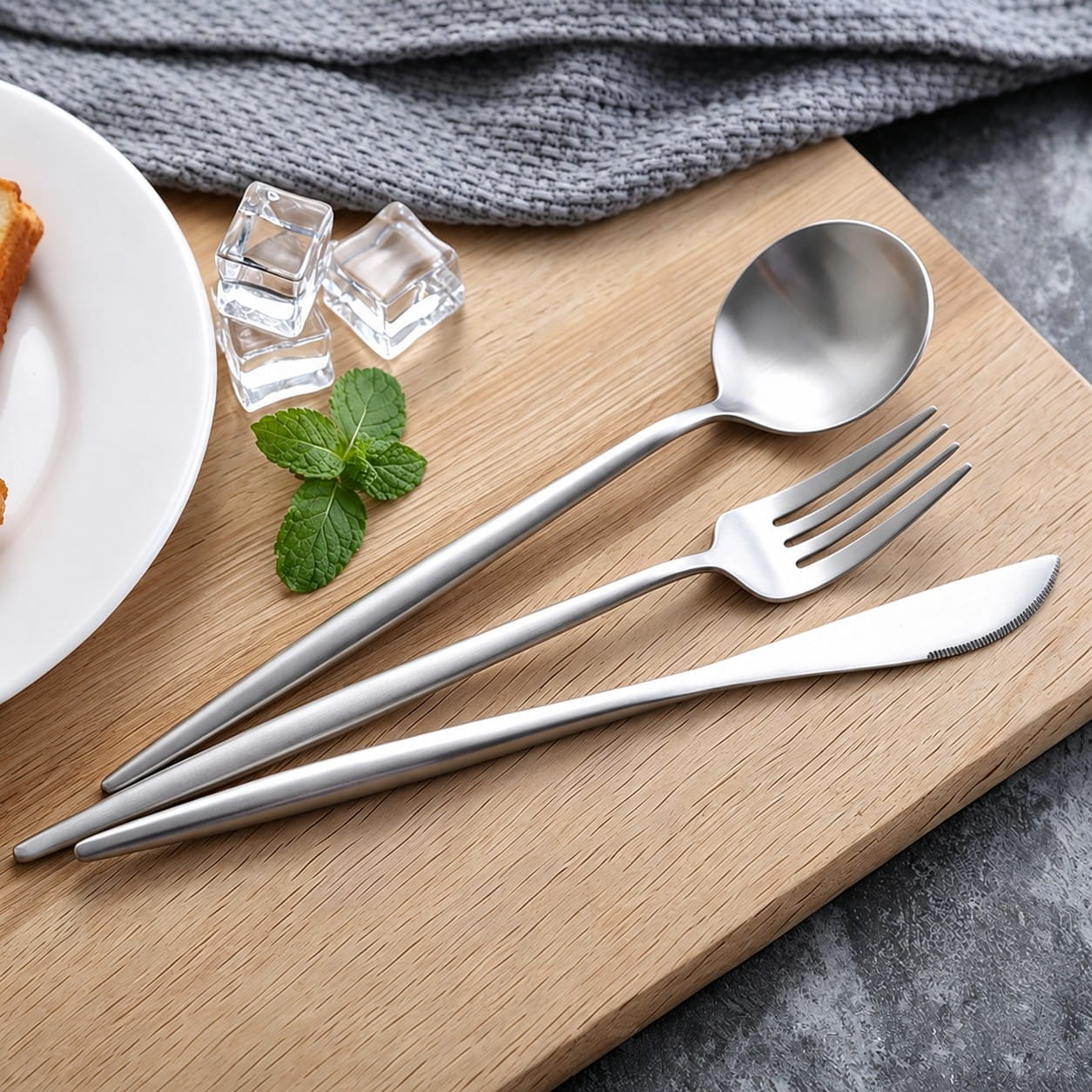 Arya Silver Stainless Steel Cutlery Set