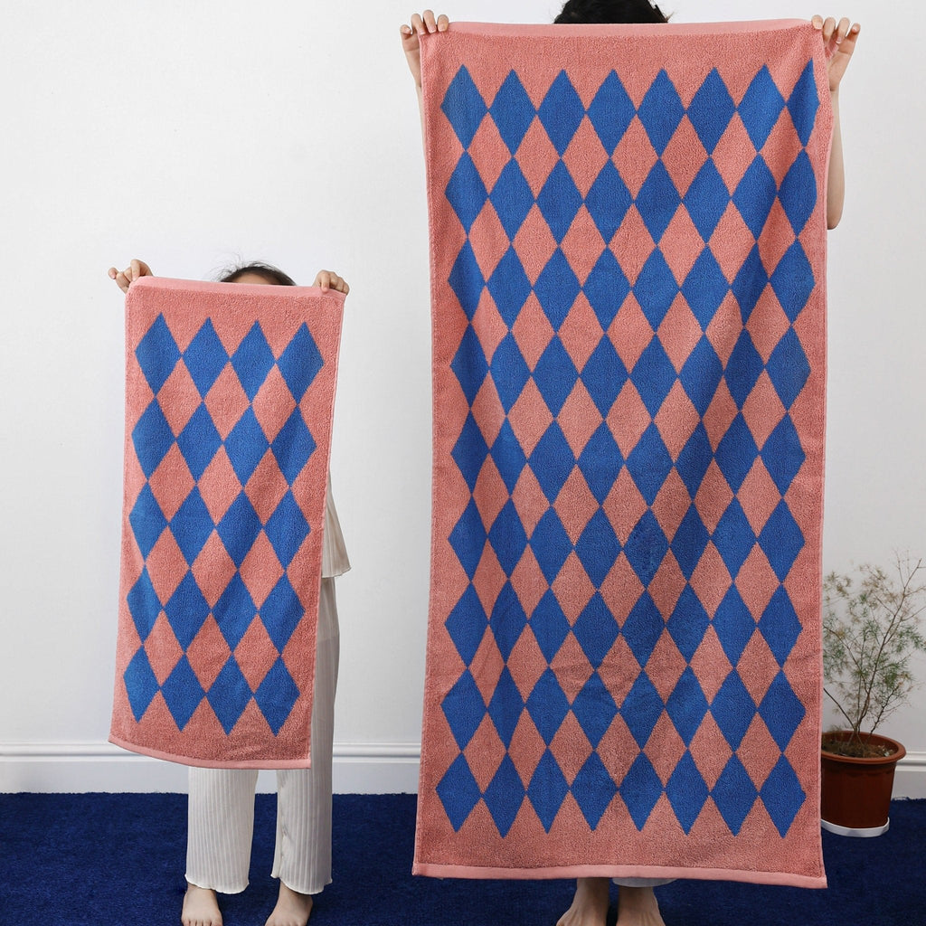Funky Diamonds Towel Collection
