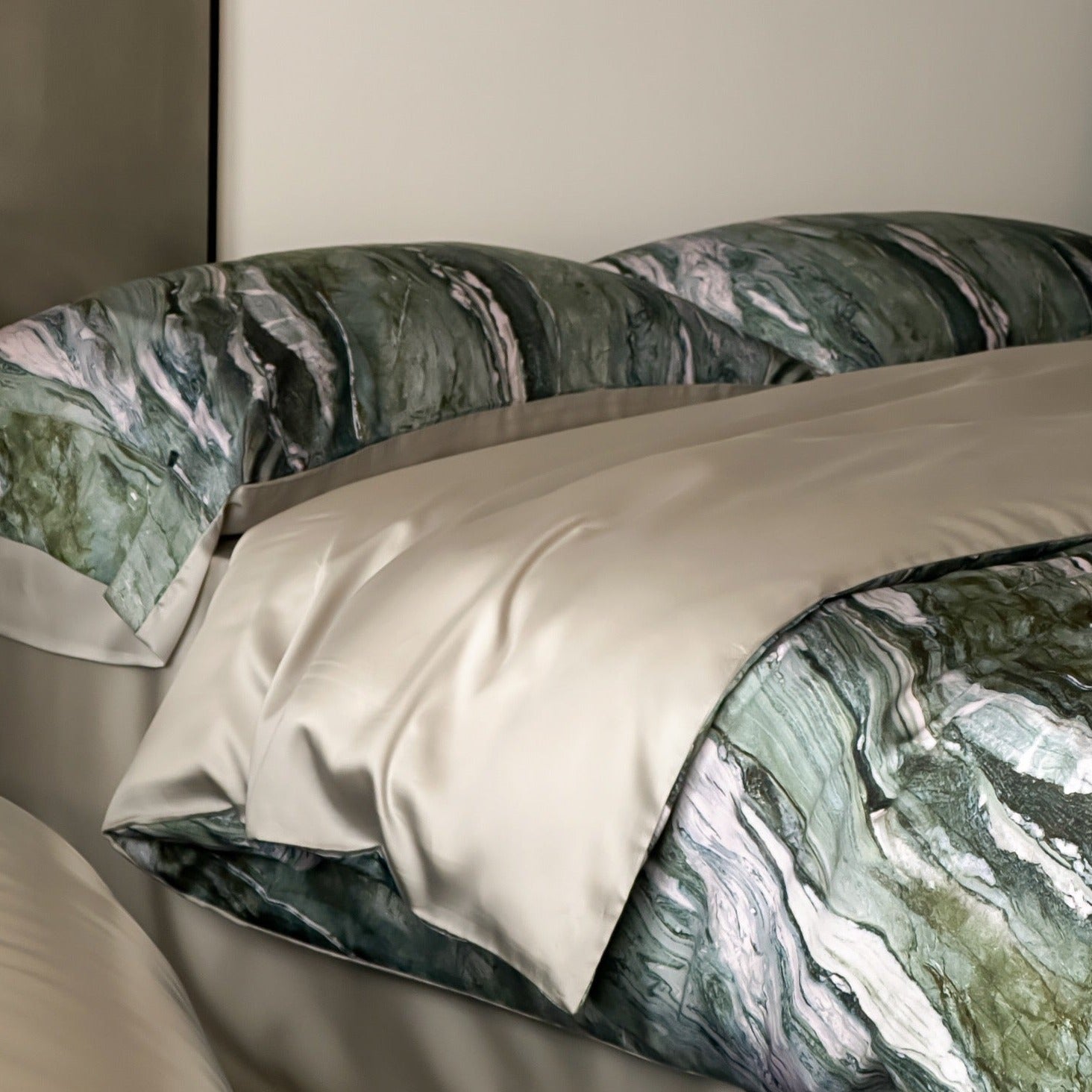 Green Marble Bedding Set