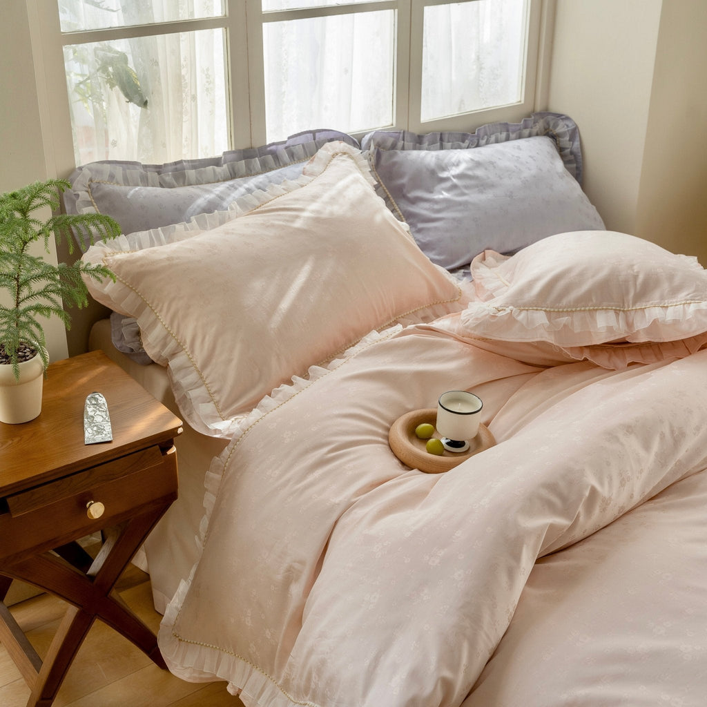Jacquard Rose Lace Bedding