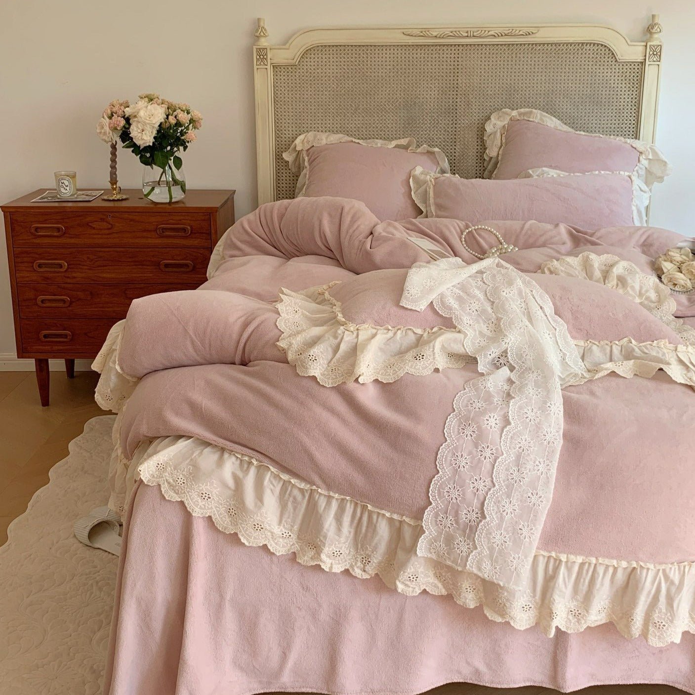 Lace Princess Bedding Set