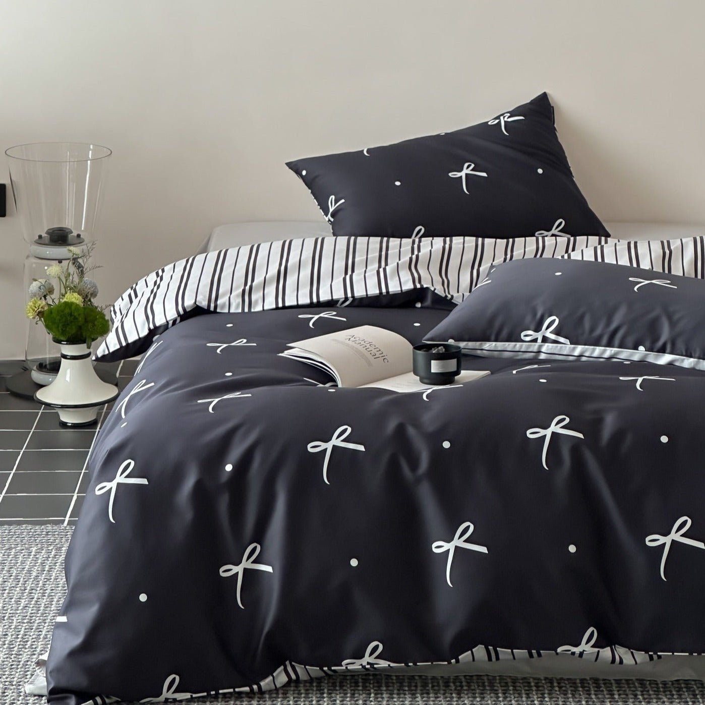 Lacey Bows Bedding Set