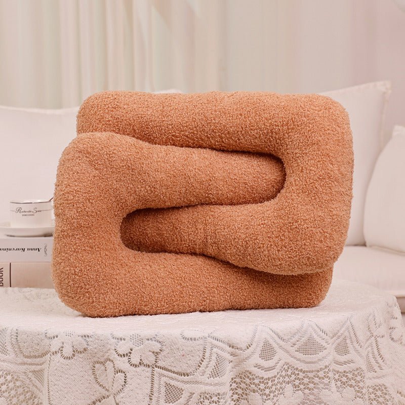 Locked Chain Cushion