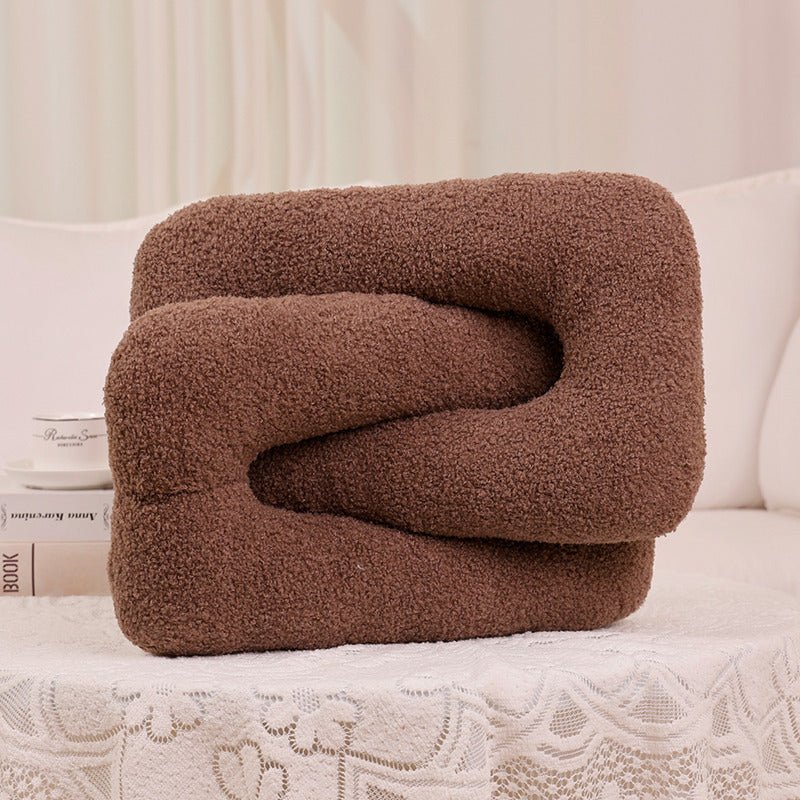 Locked Chain Cushion