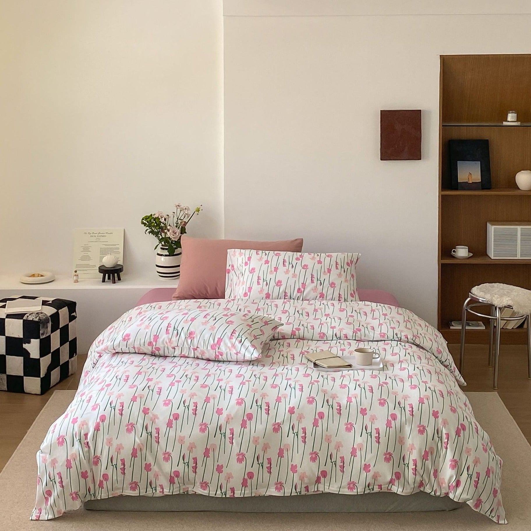 Loulouthi Pink Bedding Set