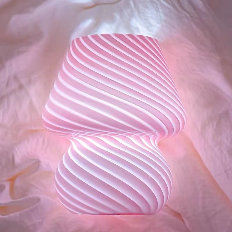 Marbled Vintage Bud Lamp