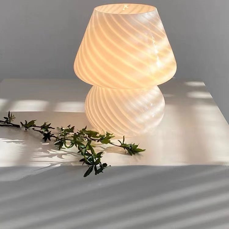 Marbled Vintage Bud Lamp