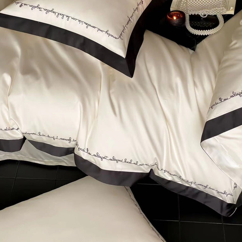 Monochrome Grid Bedding Set