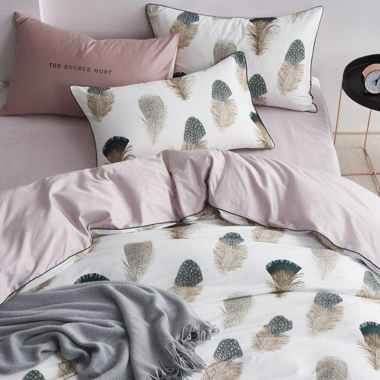 Native Feathers Bedding Set