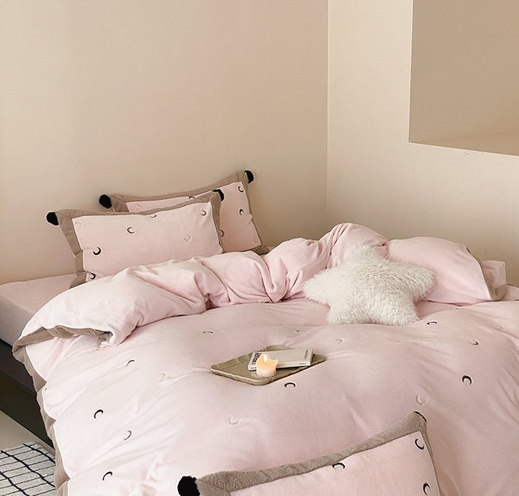 Moonlight Whisper Bedding Set