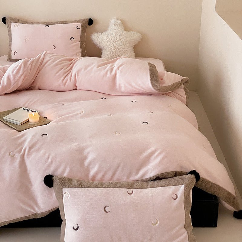 Moonlight Whisper Bedding Set
