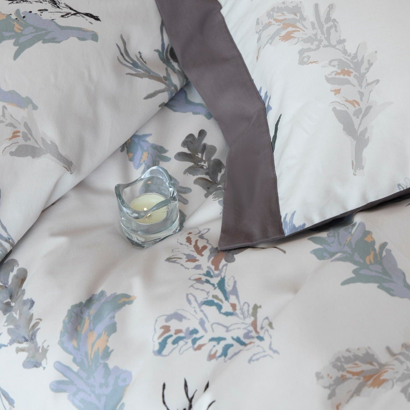 Ornamental Maiden Bedding Set