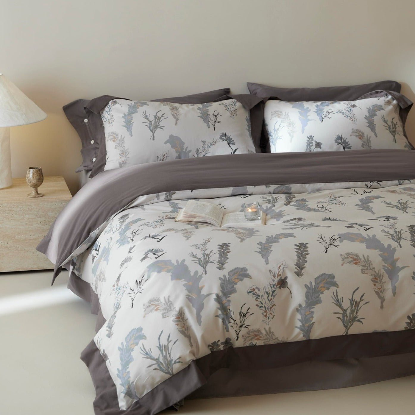 Ornamental Maiden Bedding Set