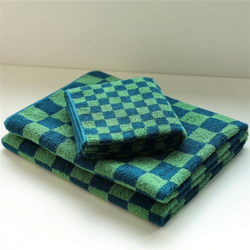 Peacock Checkerboard Towel
