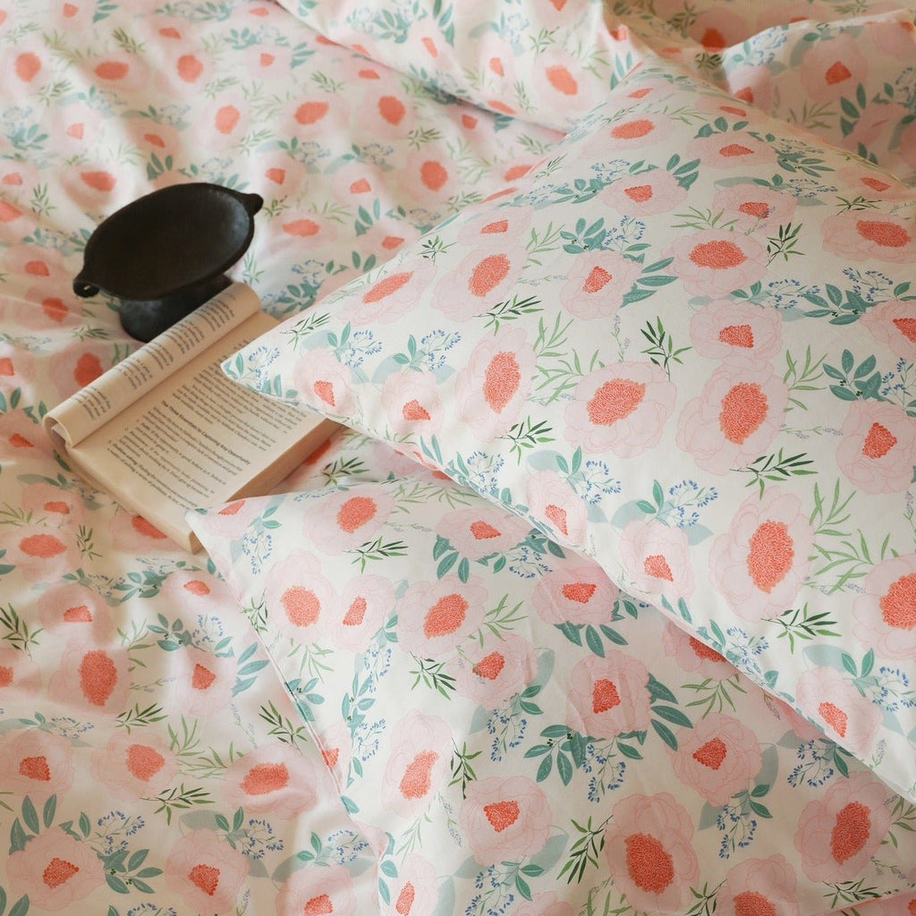 Petal Poppy Paradise Bedding Set