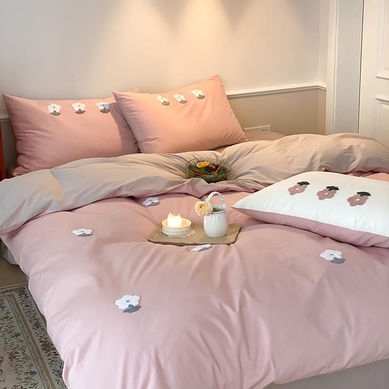 Pink Posey Bedding Set