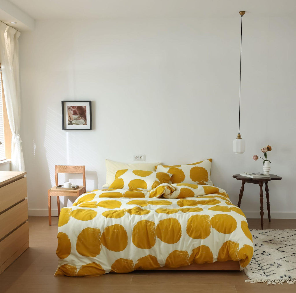 Polka Dots Plus Bedding Set