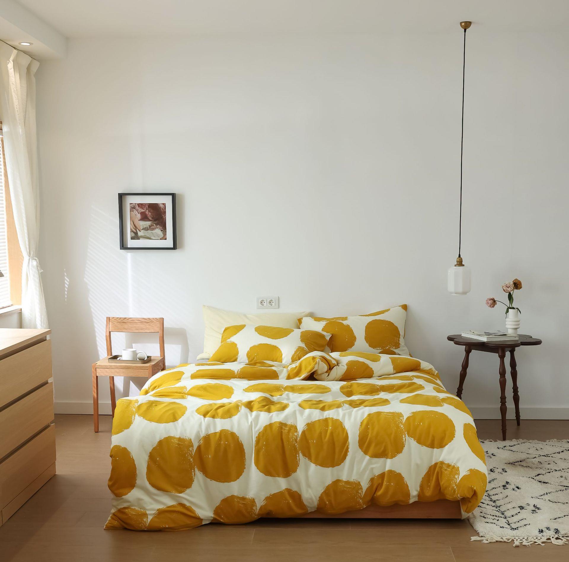 Polka Dots Plus Bedding Set